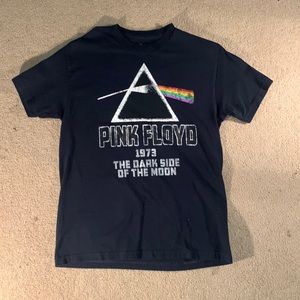 Pink Floyd band shirt, dark blue.